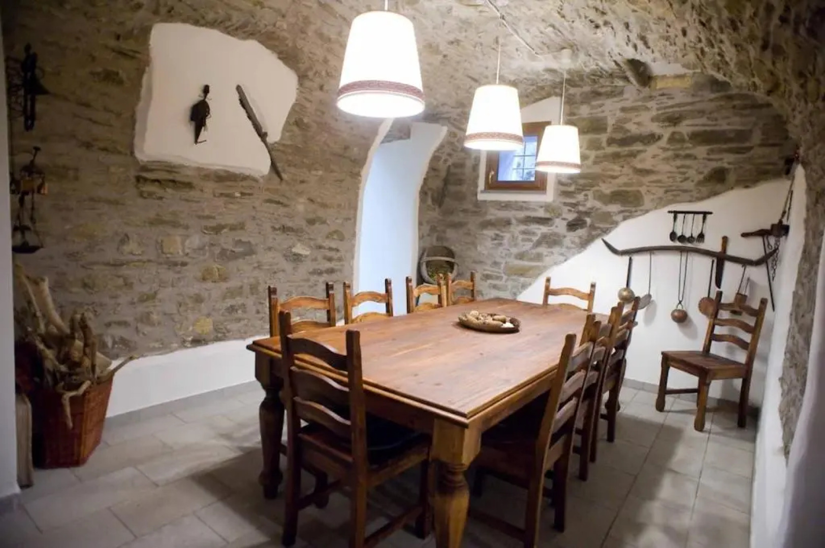 Casa Boru - a beautiful fully restored spacious house with fantastic views