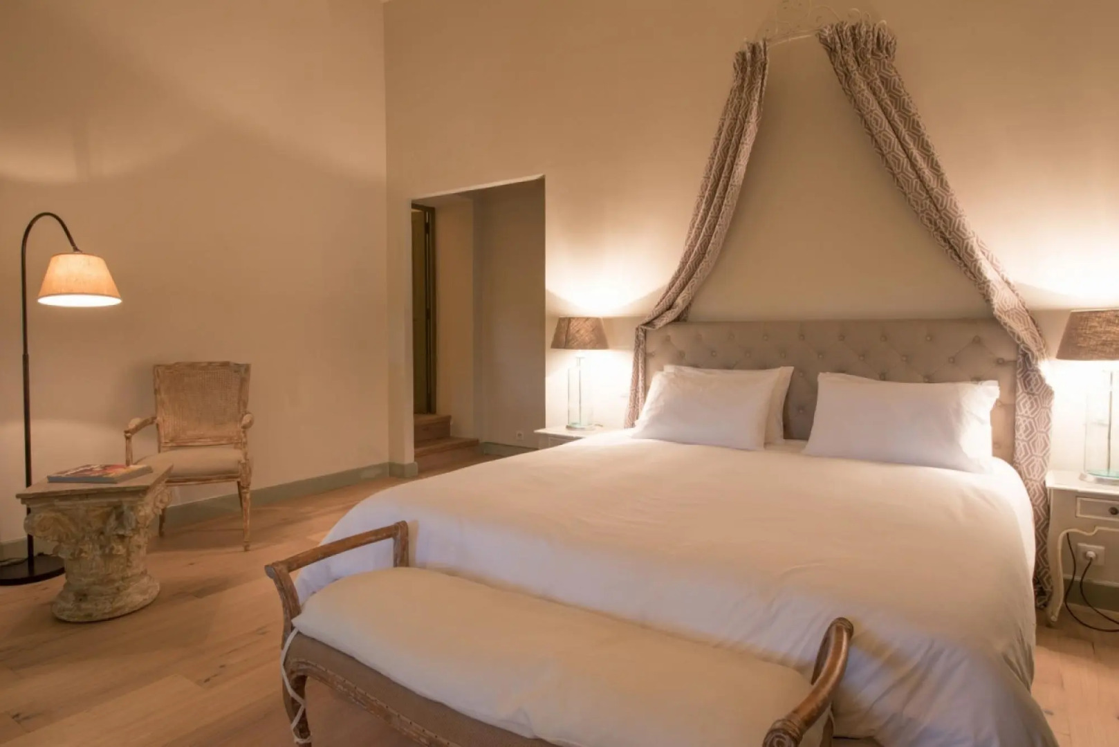 Bastide de la Felicité - St. Remy-de-Provence, Sumptuous Bastide with Glorious Garden, 2 Beautiful P