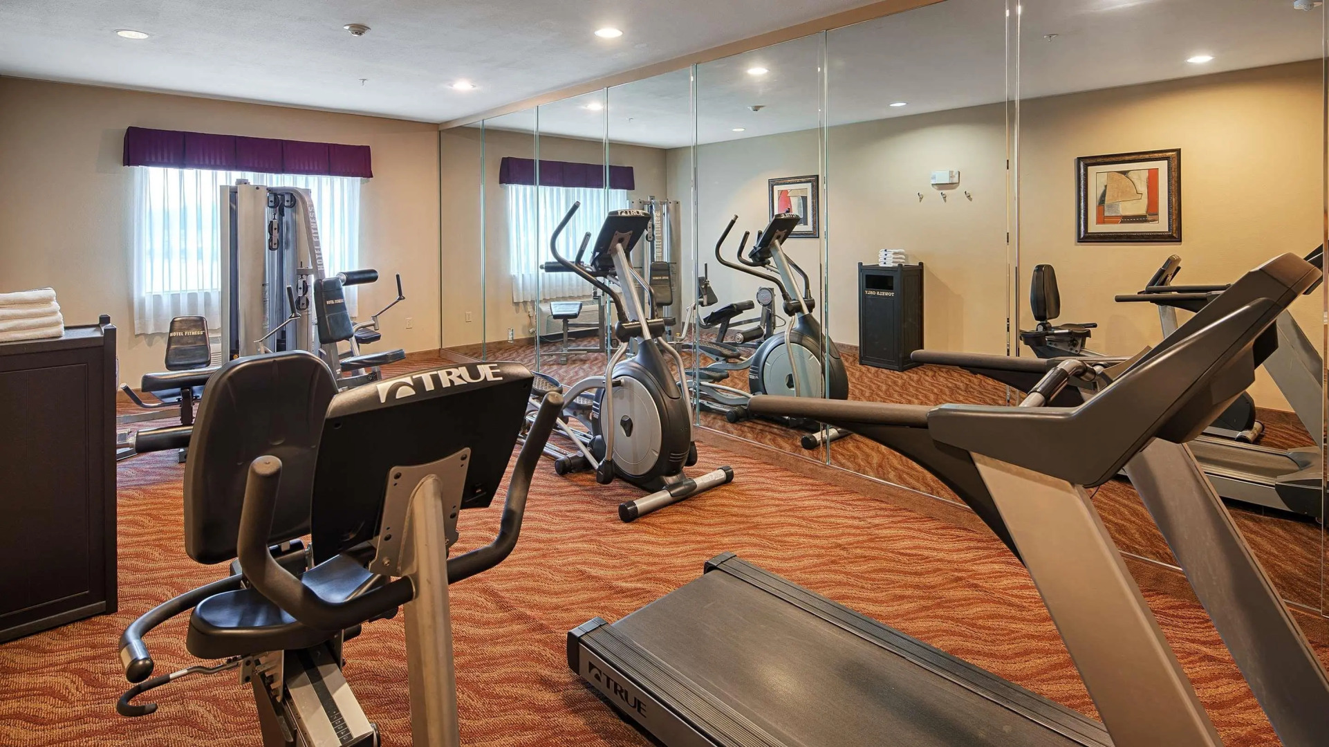 Best Western Plus Burleson Inn & Suites