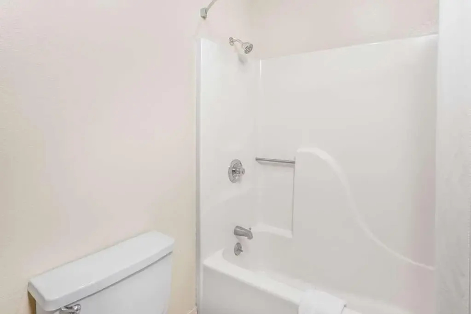 Super 8 by Wyndham Butler