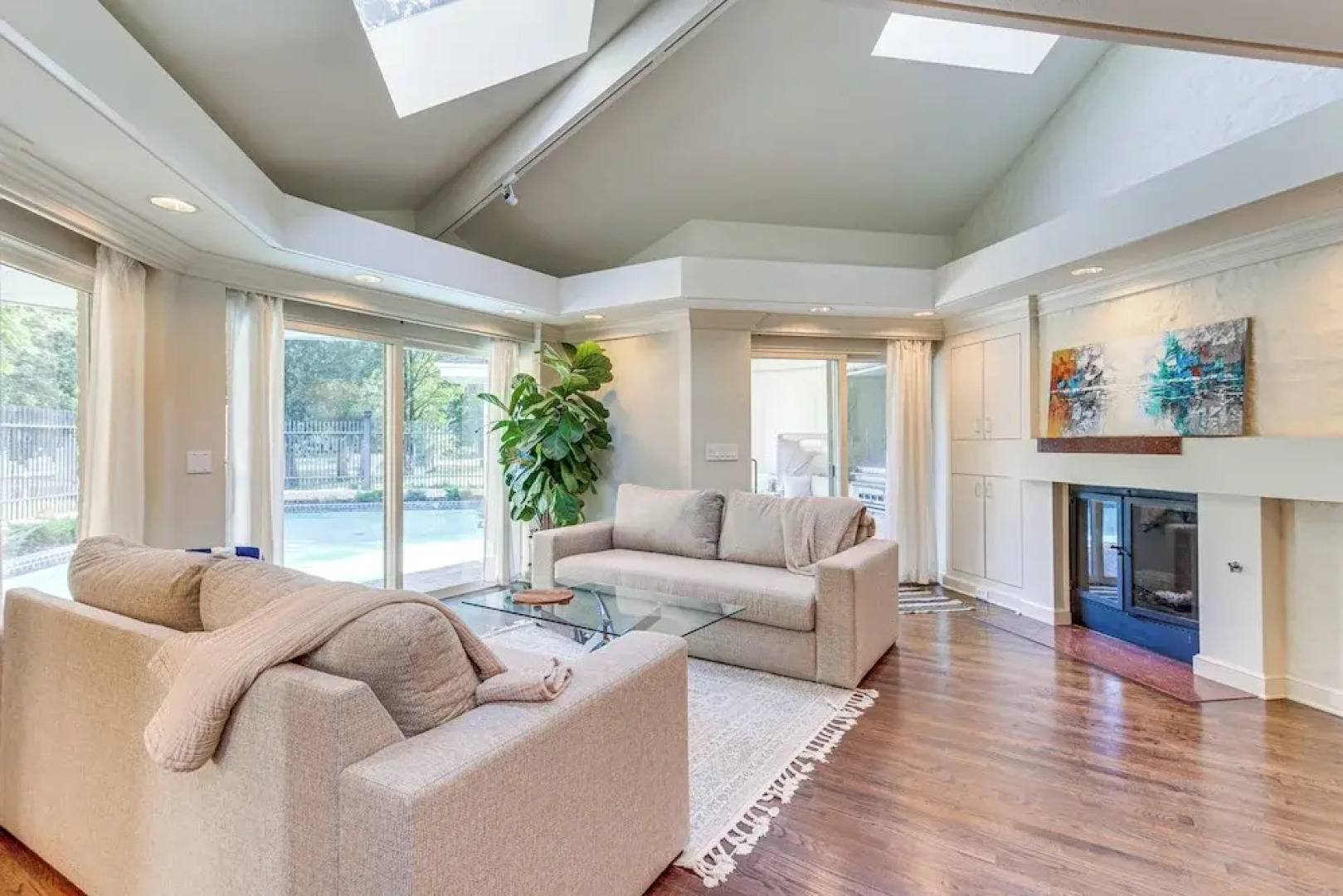 1 Mi to OU! Group Getaway w/ Game Room, Pool