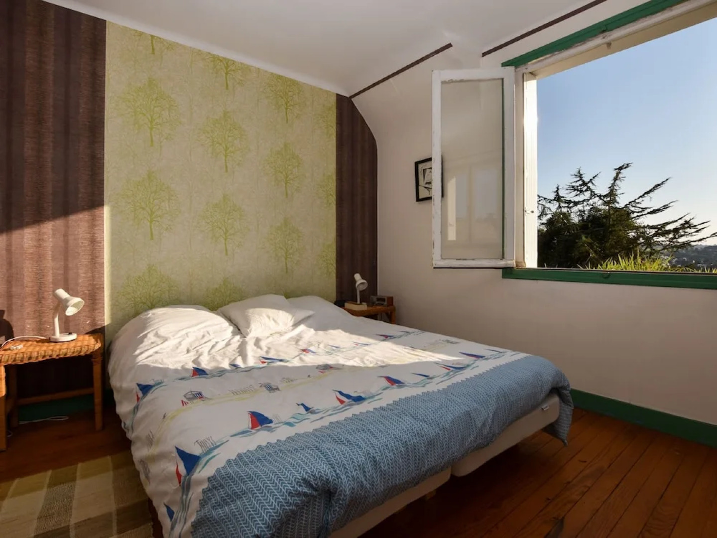 Atmospheric Holiday Home With Magnificent View Over Sea, 200 m From Beach