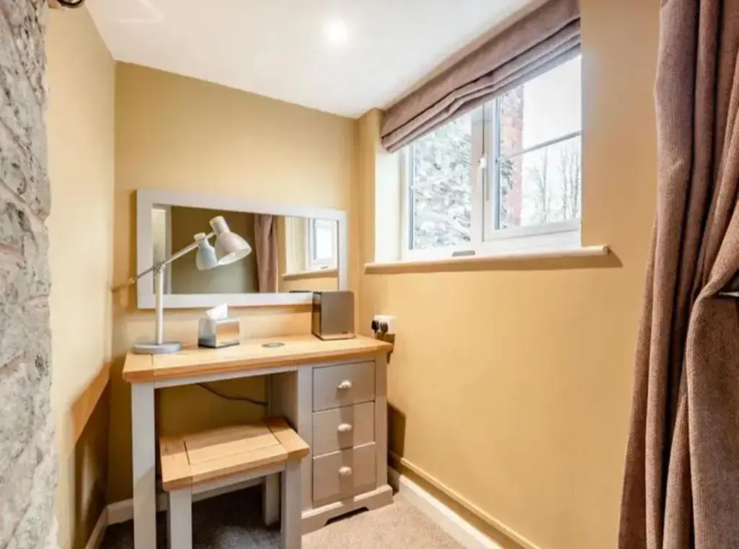 Curly Tail Accommodation