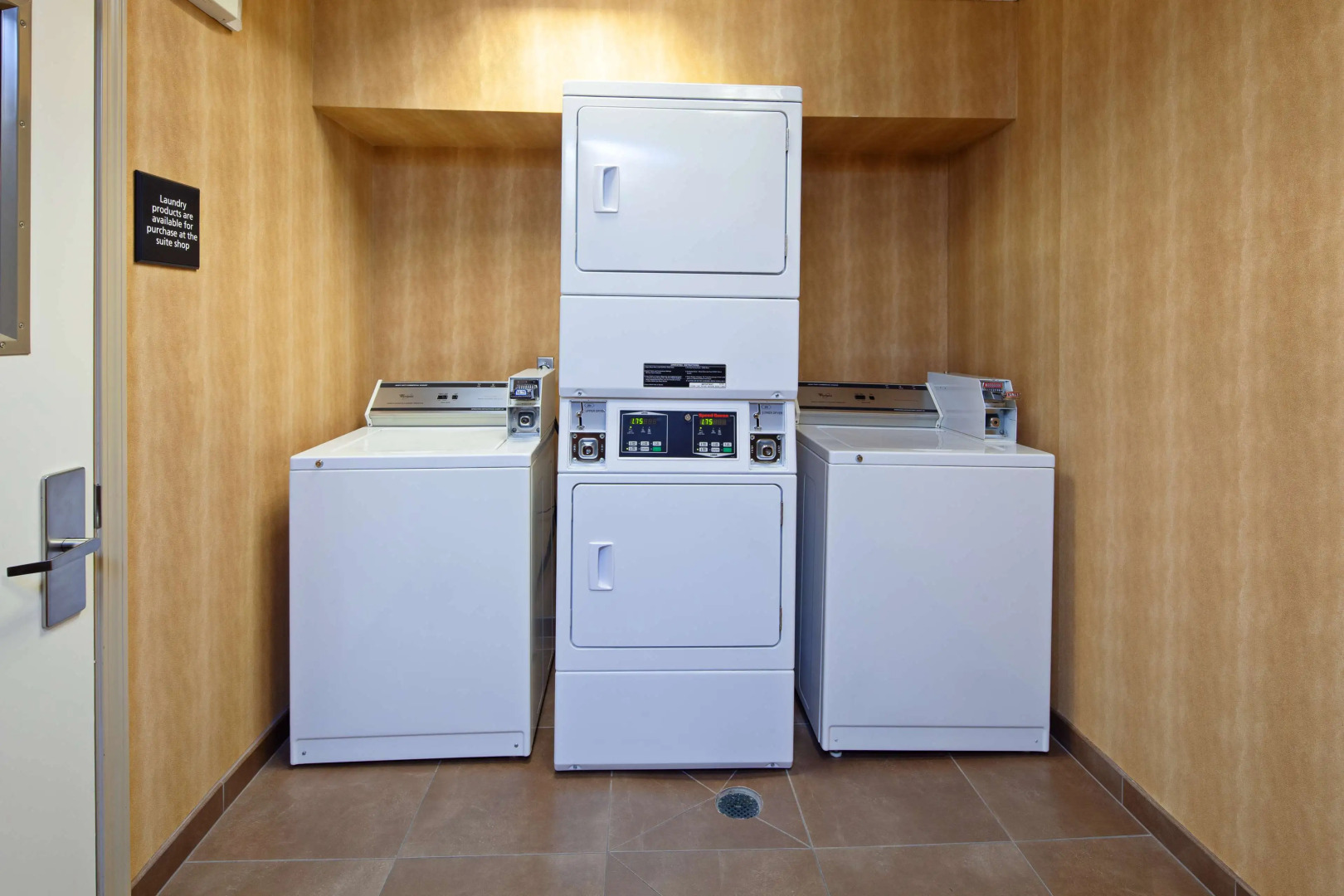 Hampton Inn & Suites Agoura Hills