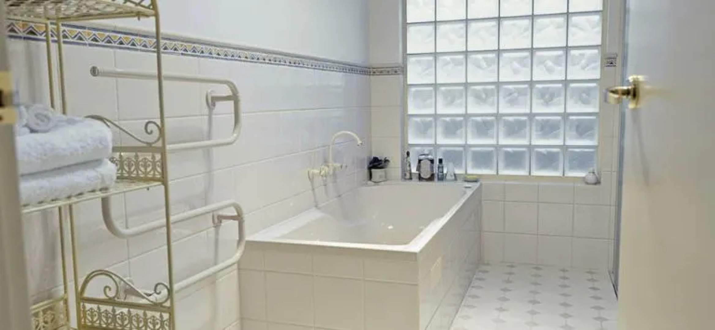 The Gallery Bed and Breakfast