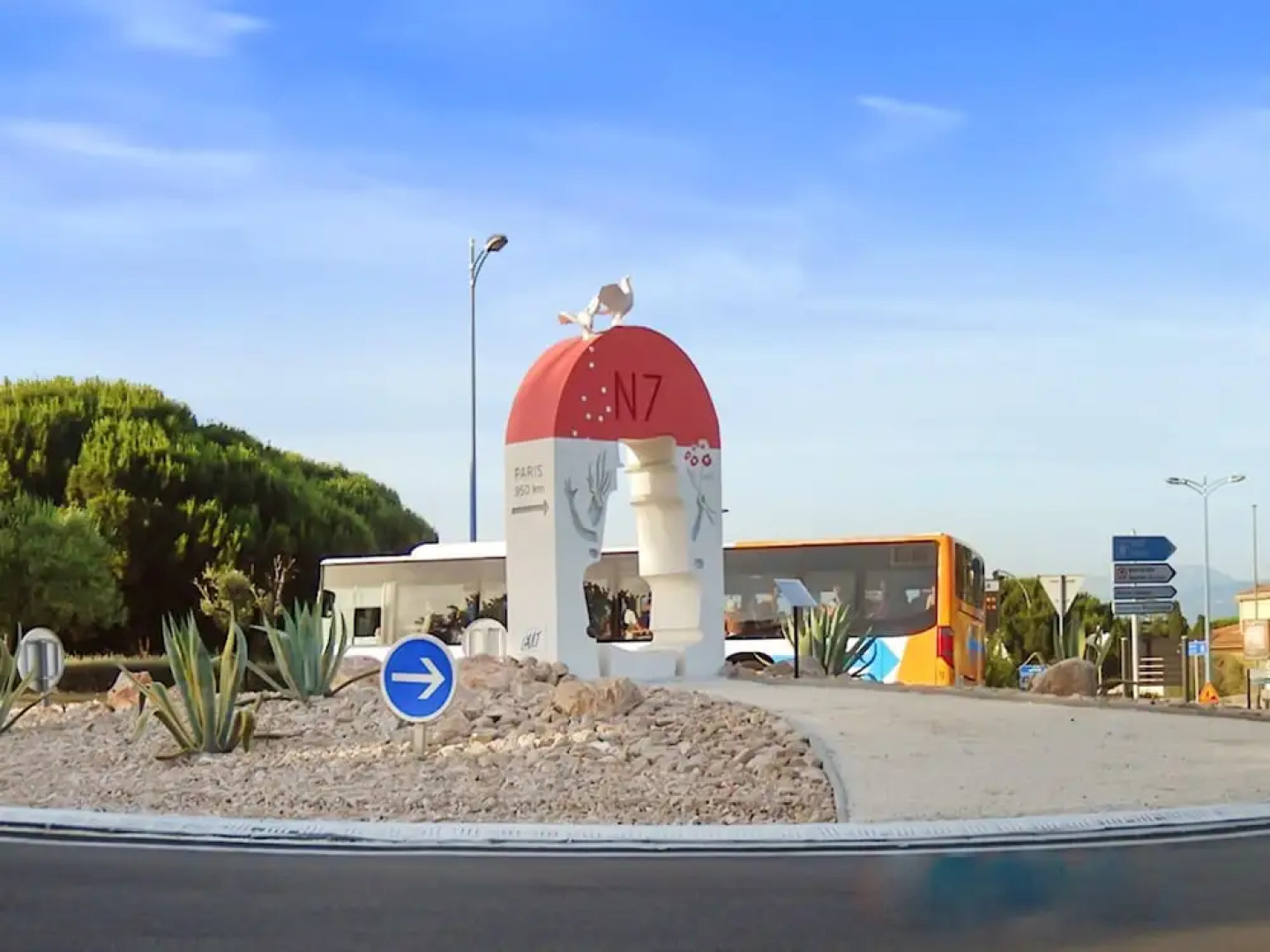 Apartment With one Bedroom in Villeneuve-loubet, With Wonderful sea Vi