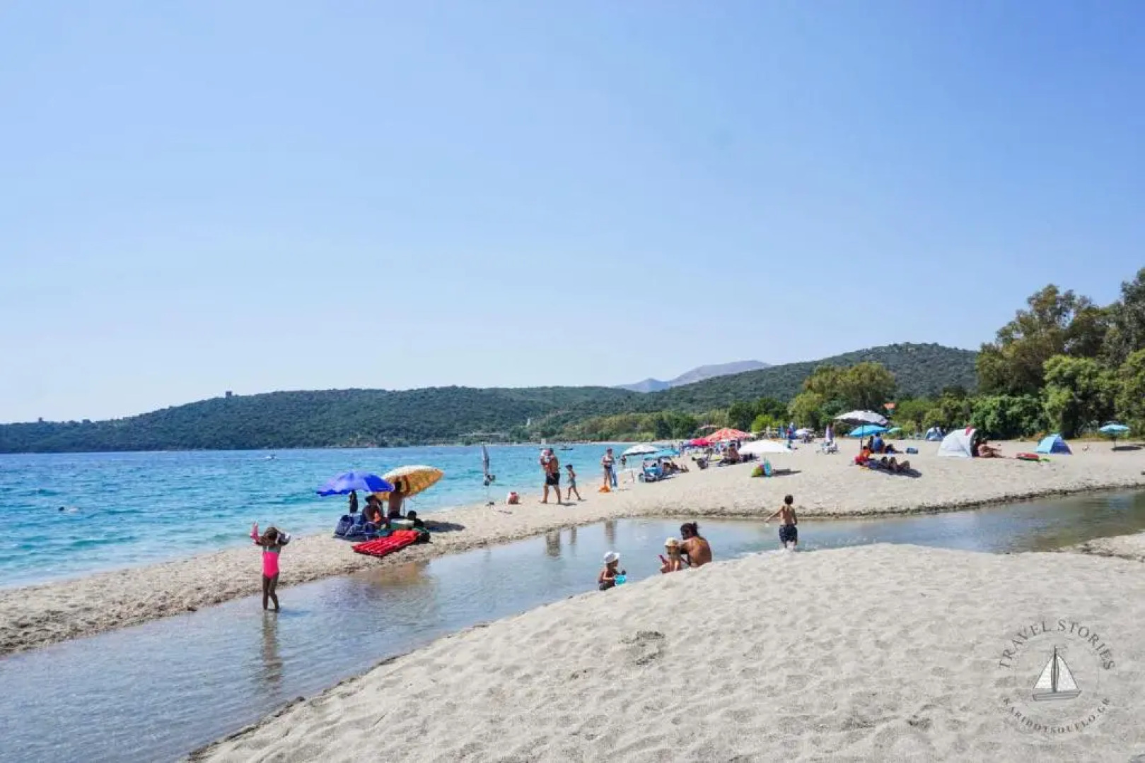 Traditional Stone House - Individual - 4-8 persons