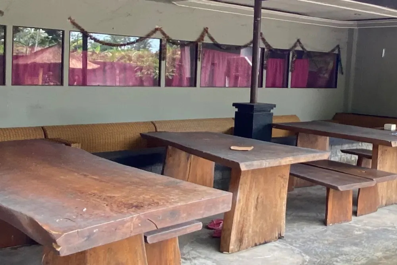 Hotel O Gians Homestay Near SMKN 2 Kuripan