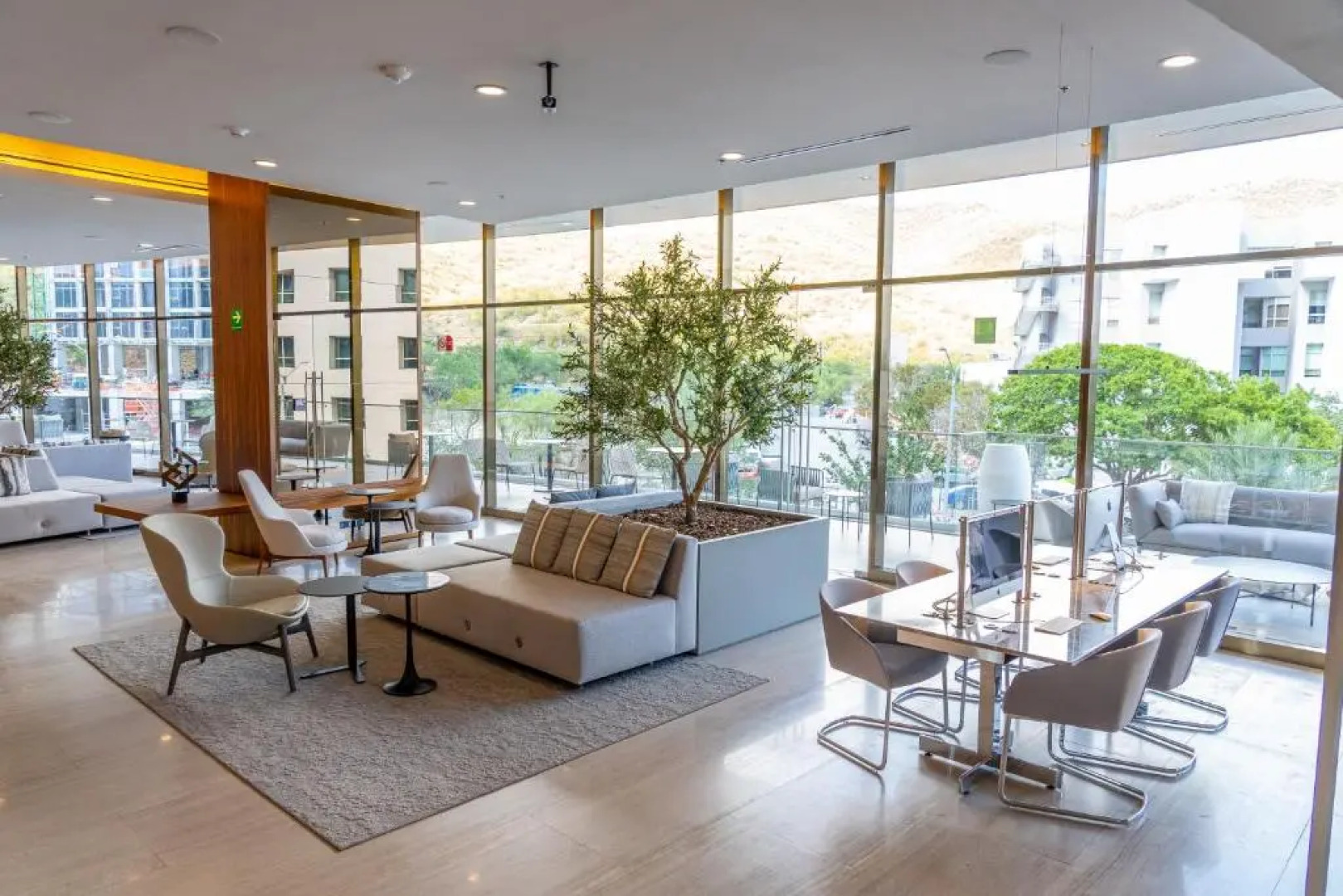 AC Hotel Monterrey Valle