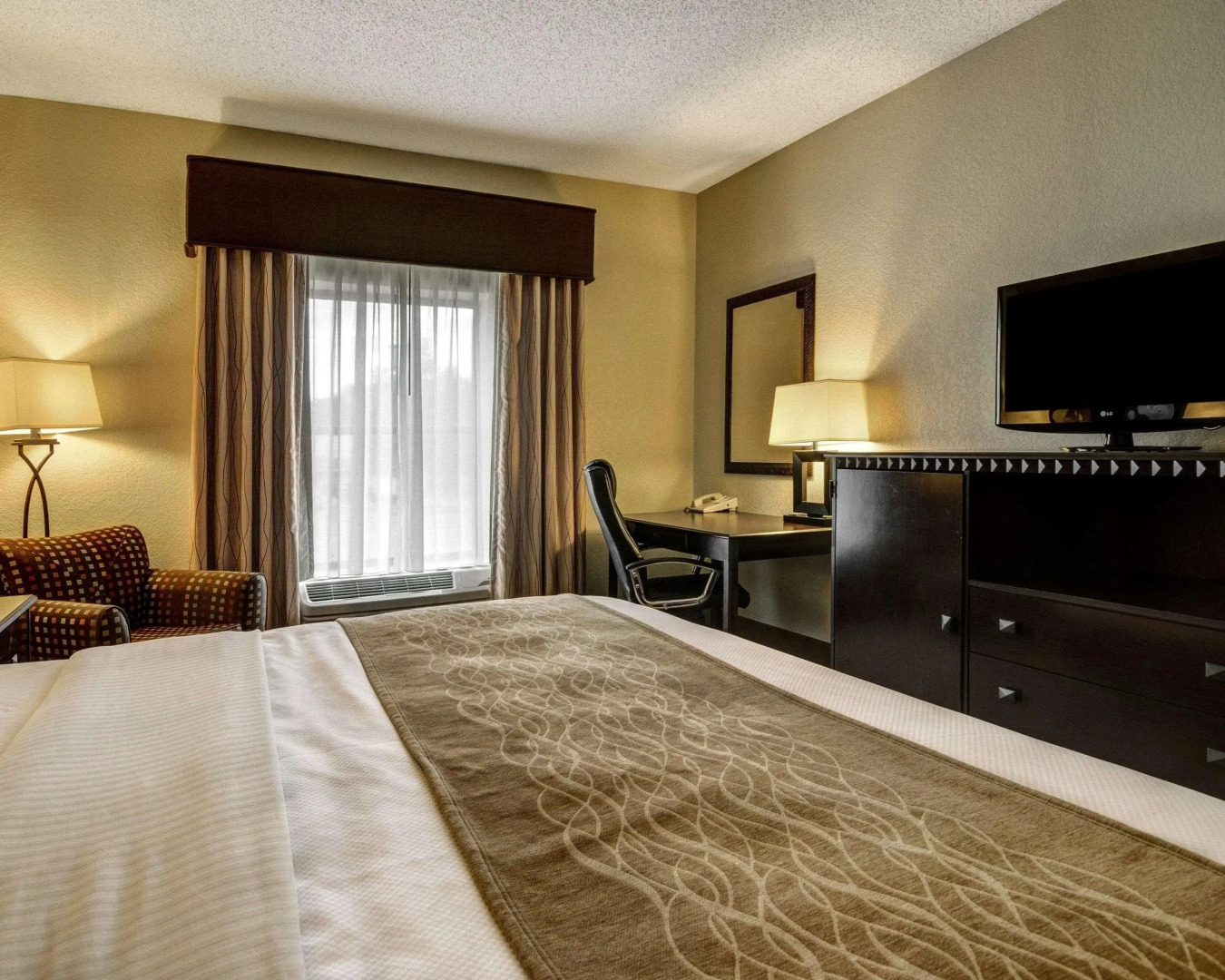 Comfort Inn & Suites Hot Springs Midtown