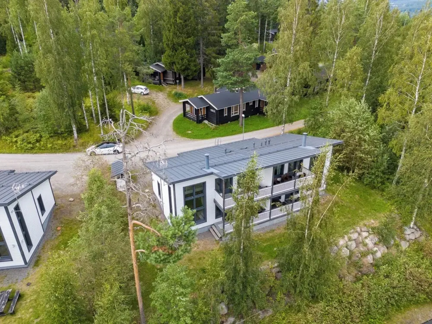 Peaceful 2BR Getaway Cabin at Riihivuori