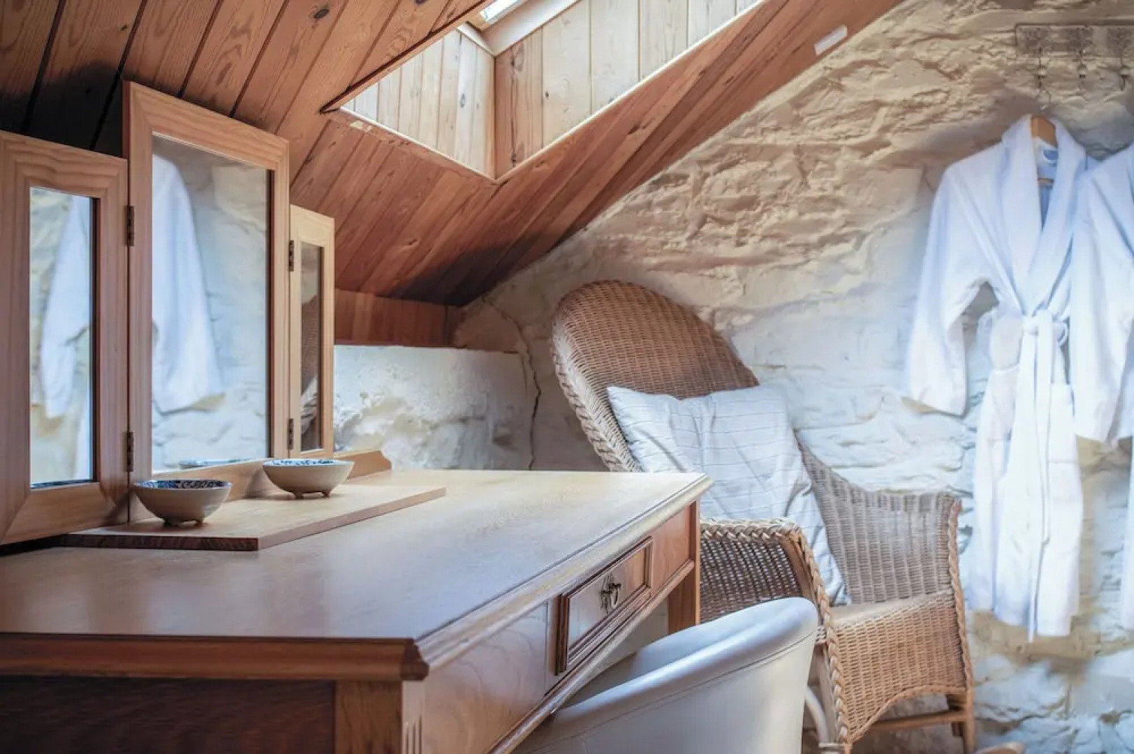 The Apple Store - 1 Bedroom Cottage - St Ishmael's