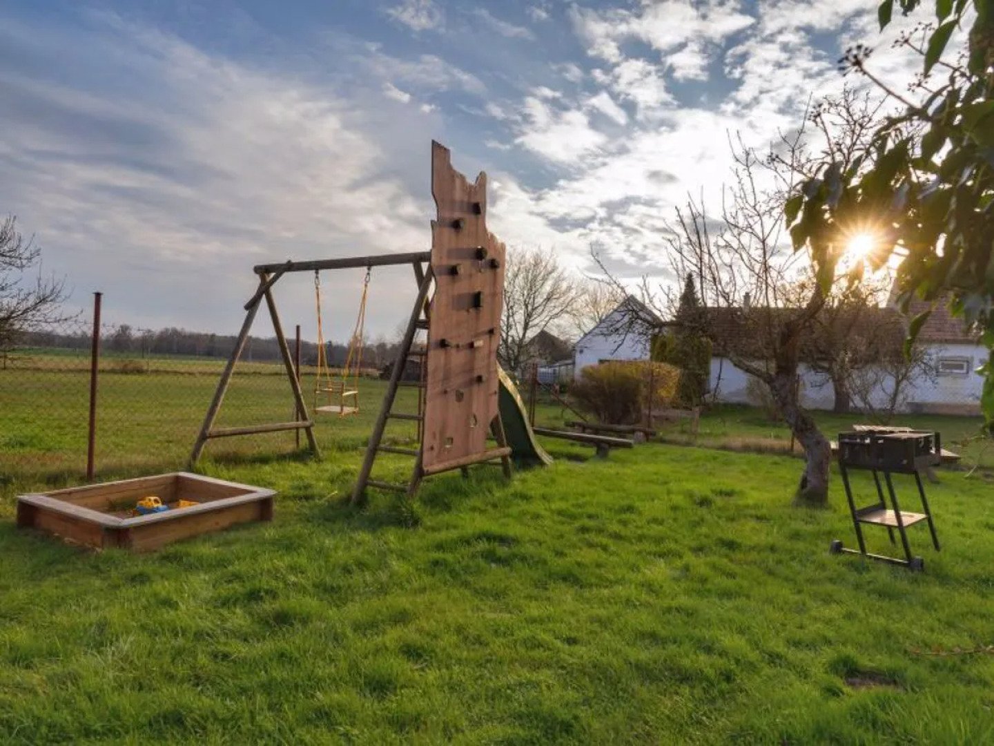 House U Hovorků Vlkov