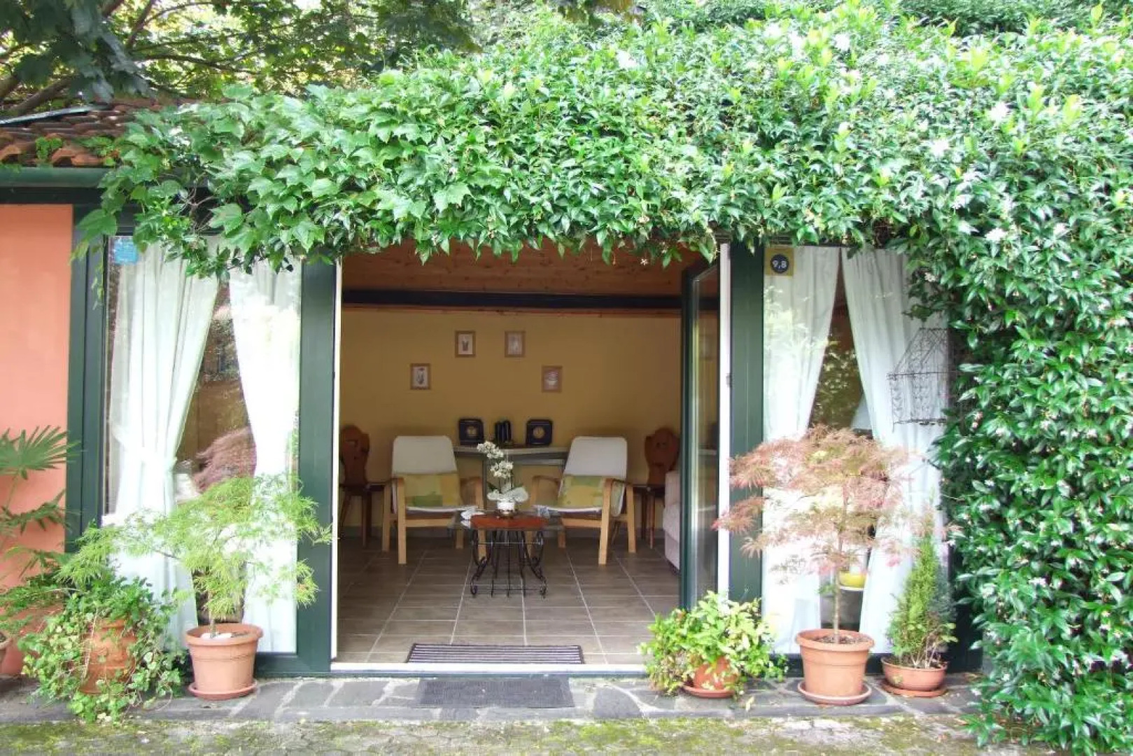 Monolocale in casa con giardino