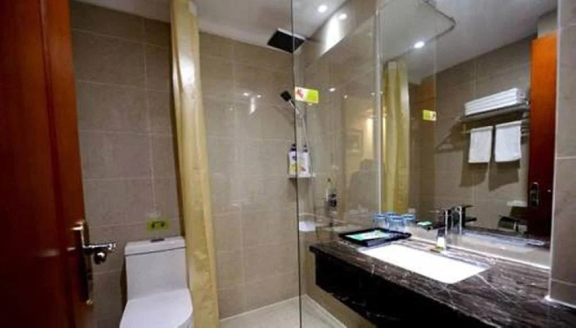 Four Seasons Carme Hotel