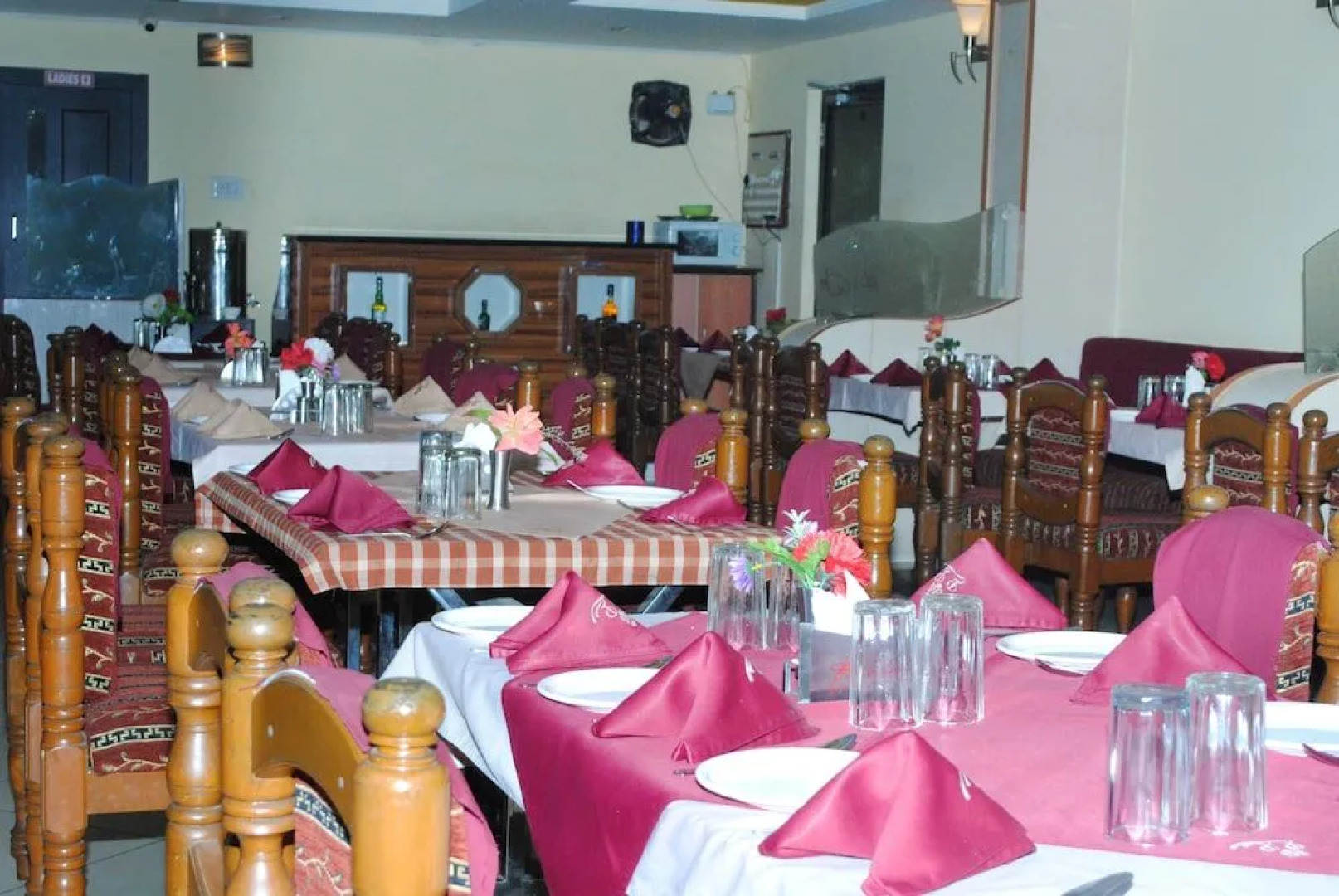 Hotel Pancharatna Paradise