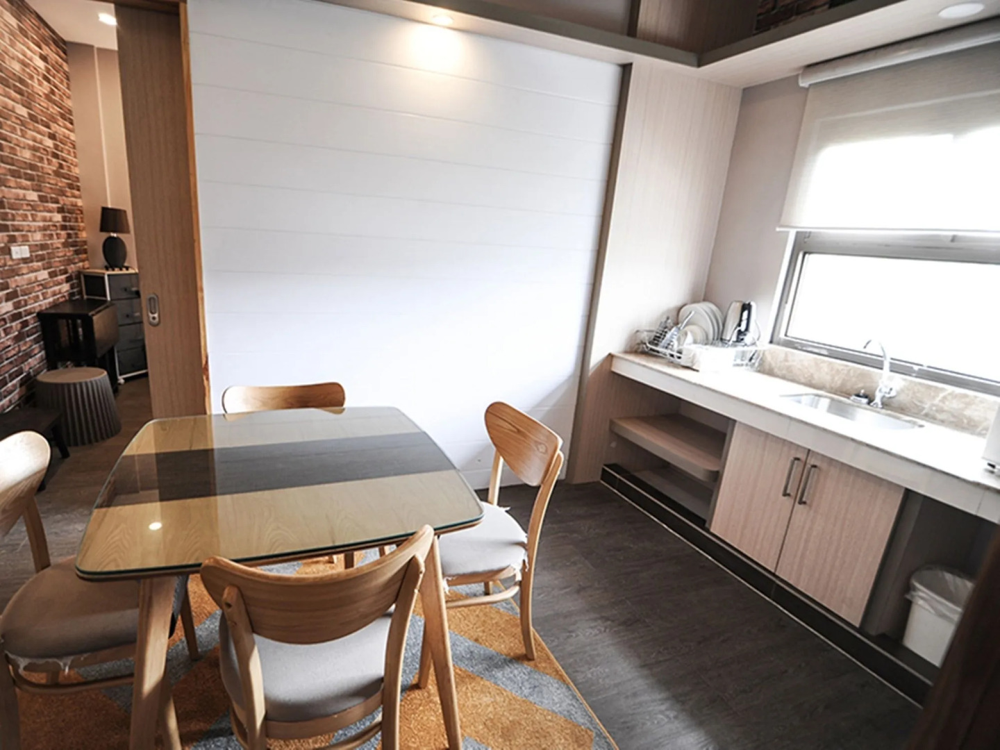 Pine Breeze Cottages