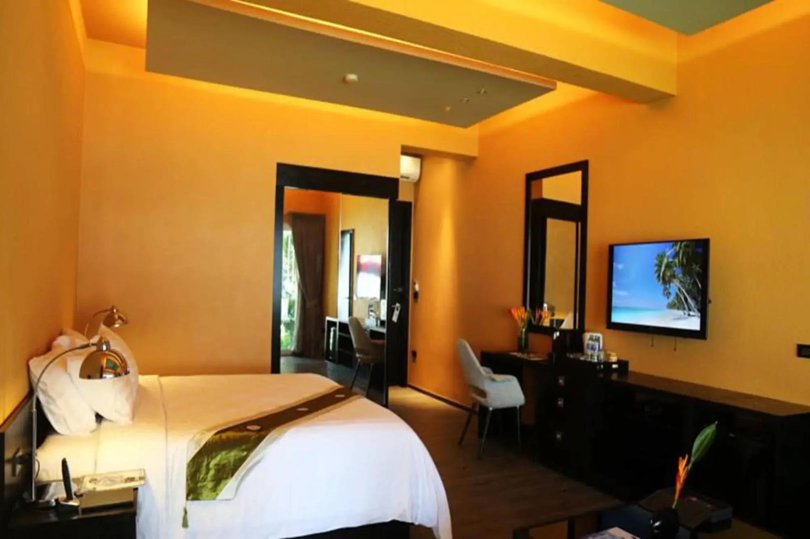 Peninsula Beach Resort