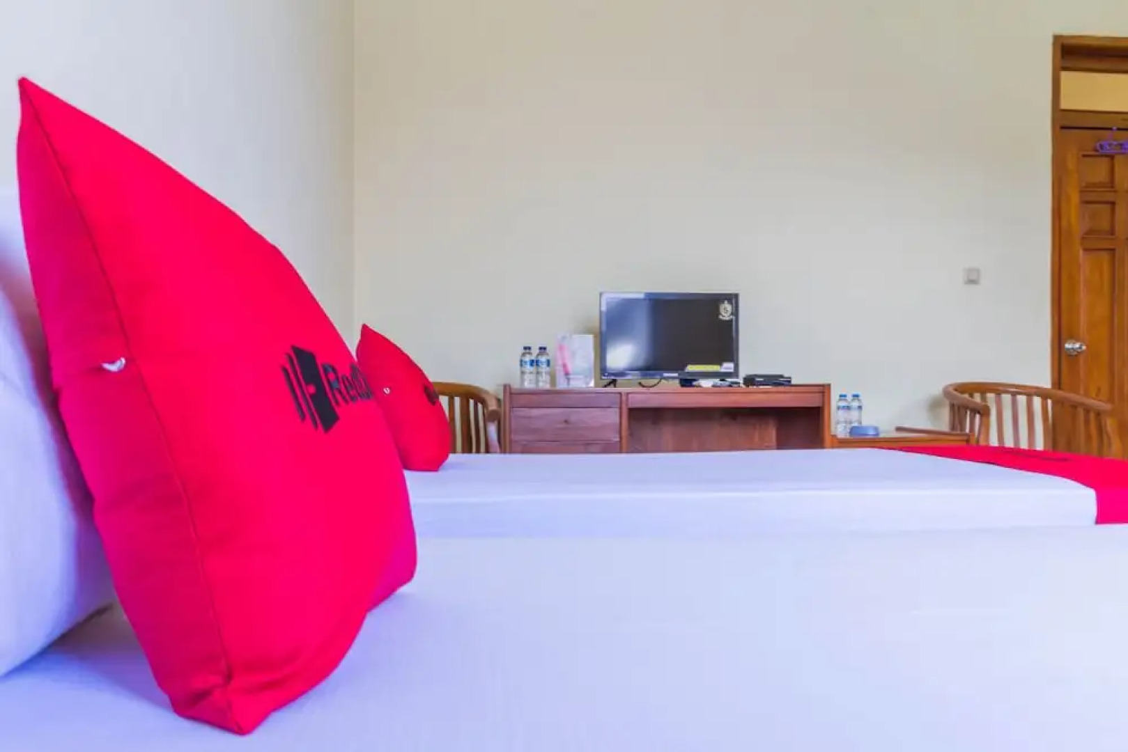 Reddoorz Near Grage City Mall 2