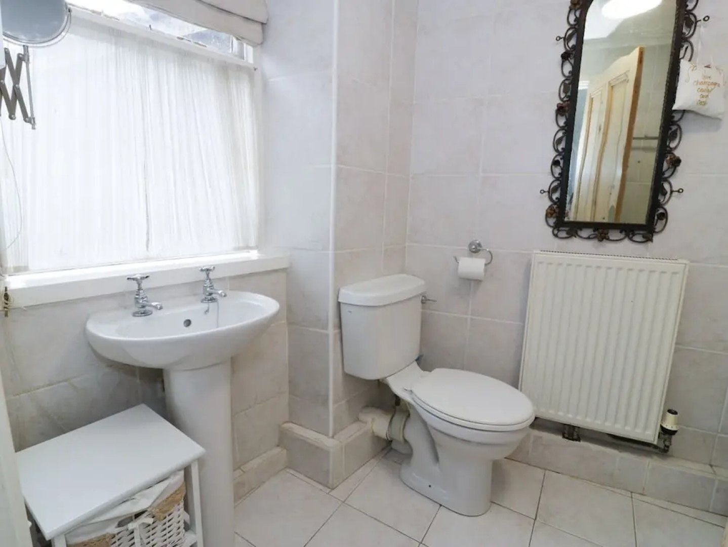 19A Kingshead Street