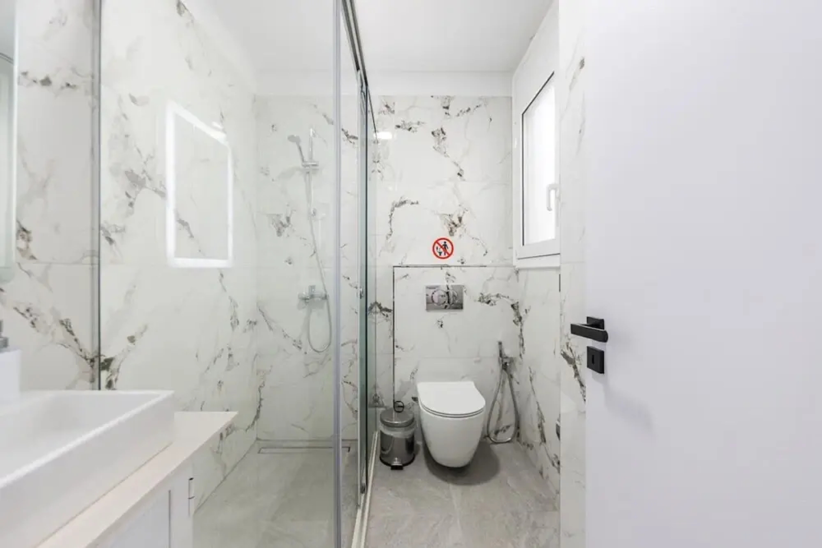 Bliss Triple Room in Gjirokast r