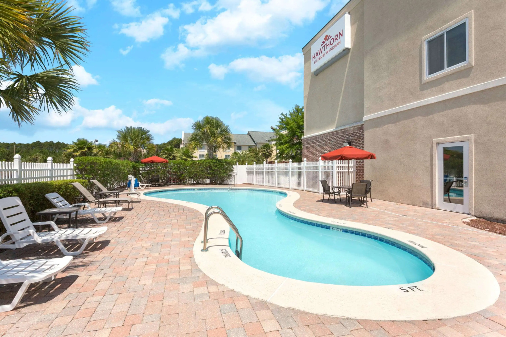 Hawthorn Extended Stay by Wyndham Kingsland