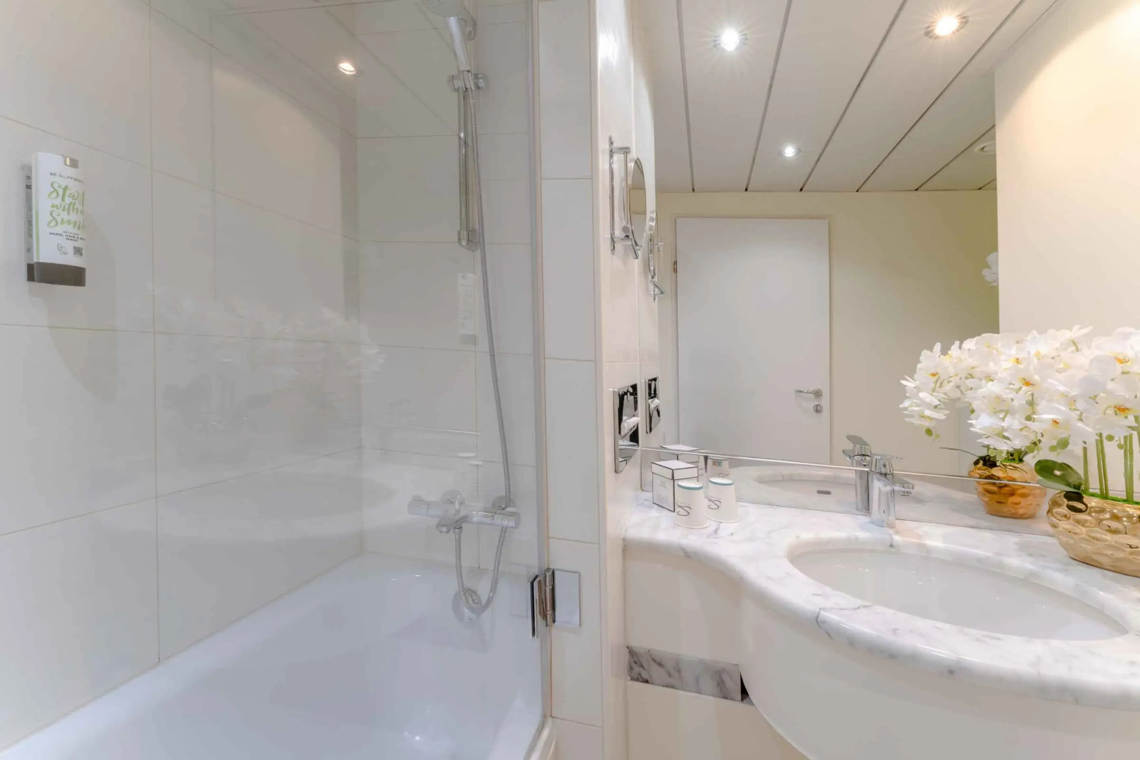 Отель Plaza Premium Wien