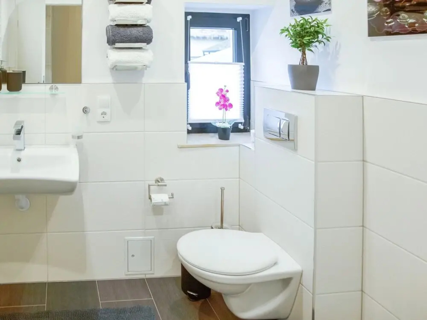 Simplistic Apartment in Neukieritzsch With Garden