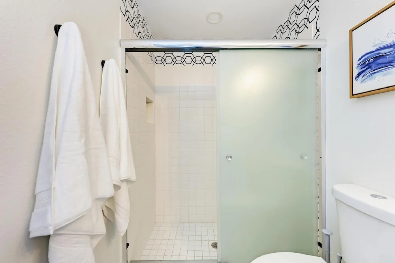 Charming Florida Beach Home w King Bed Patio