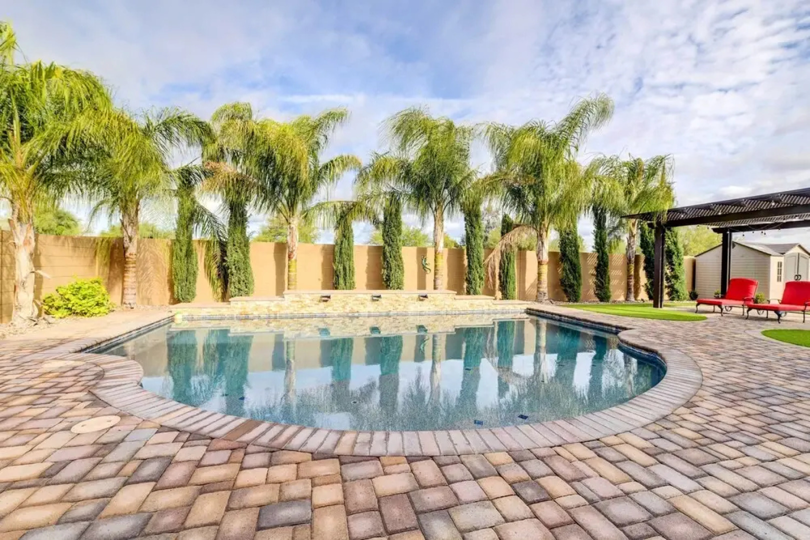 Pool, BBQ & Bar: Family Home in Queen Creek