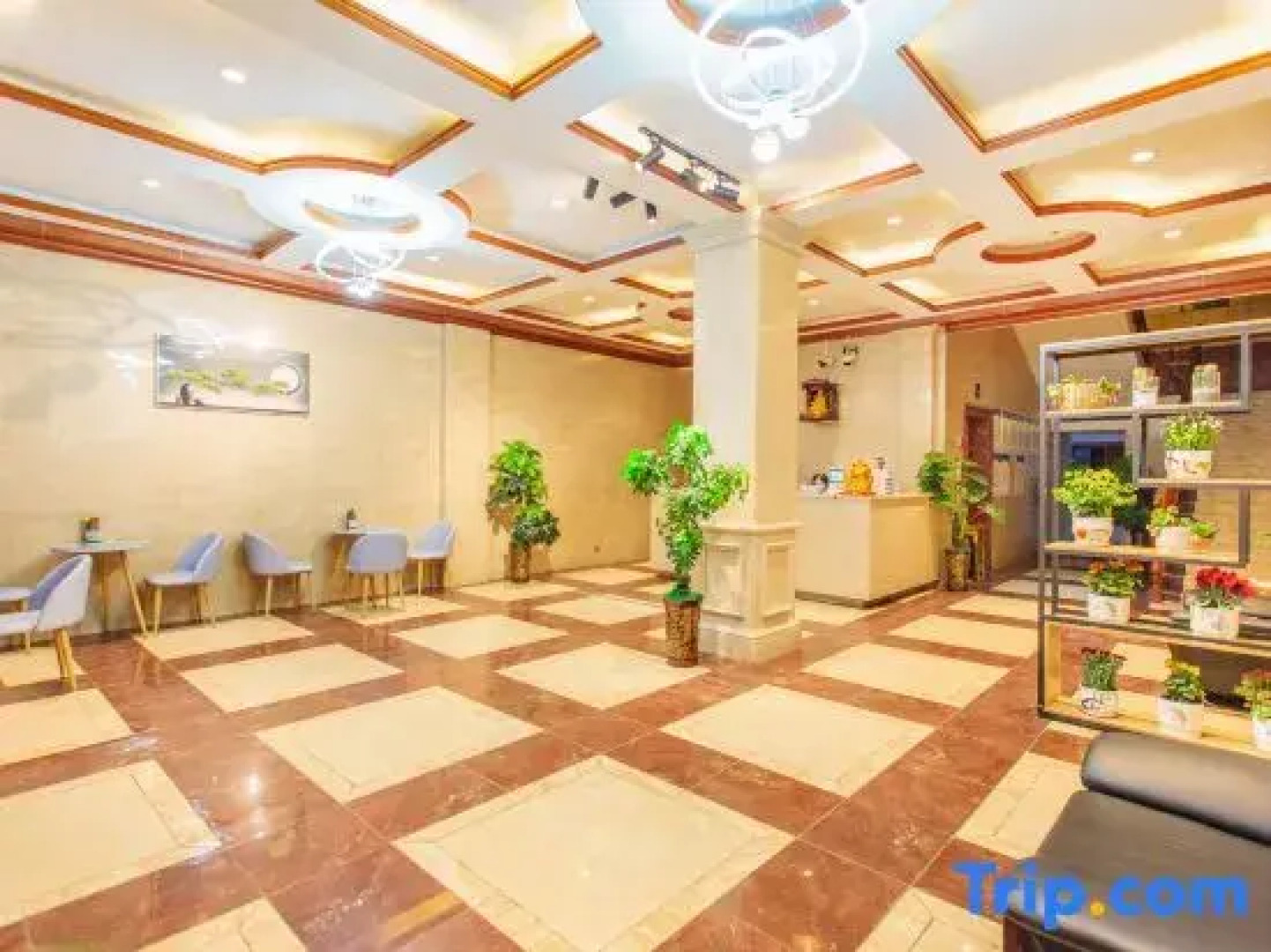 Yong Zhu Qi Ju Xi Jing Hotel (Ganzi Hongjun Road white pagoda park Branch)
