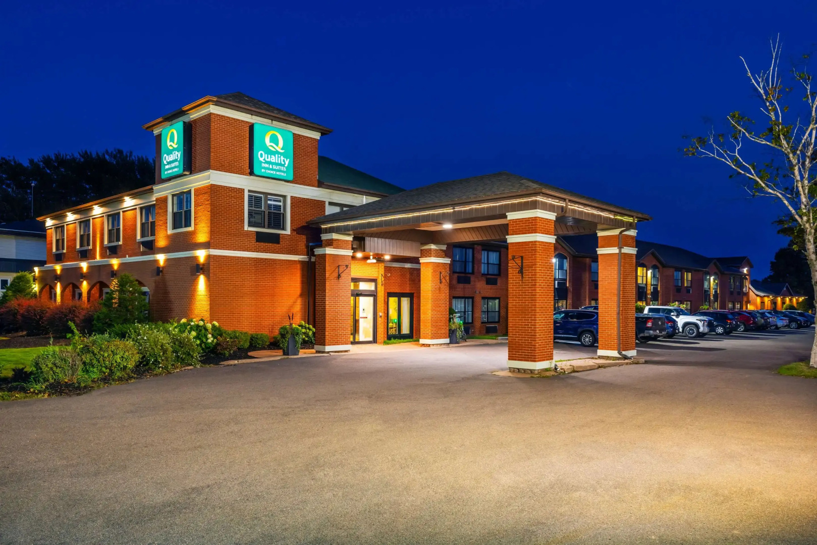 Quality Inn & Suites Garden of the Gulf