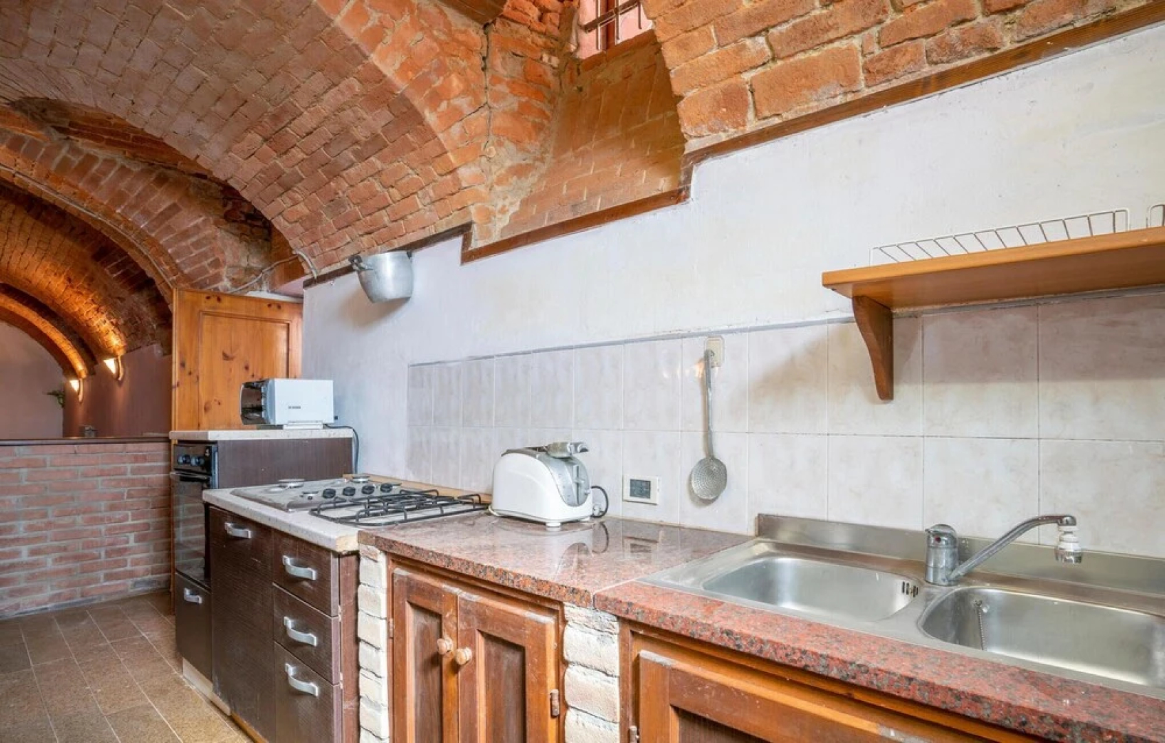 Beautiful Home in Vignale Monferrato With Wifi and 4 Bedrooms
