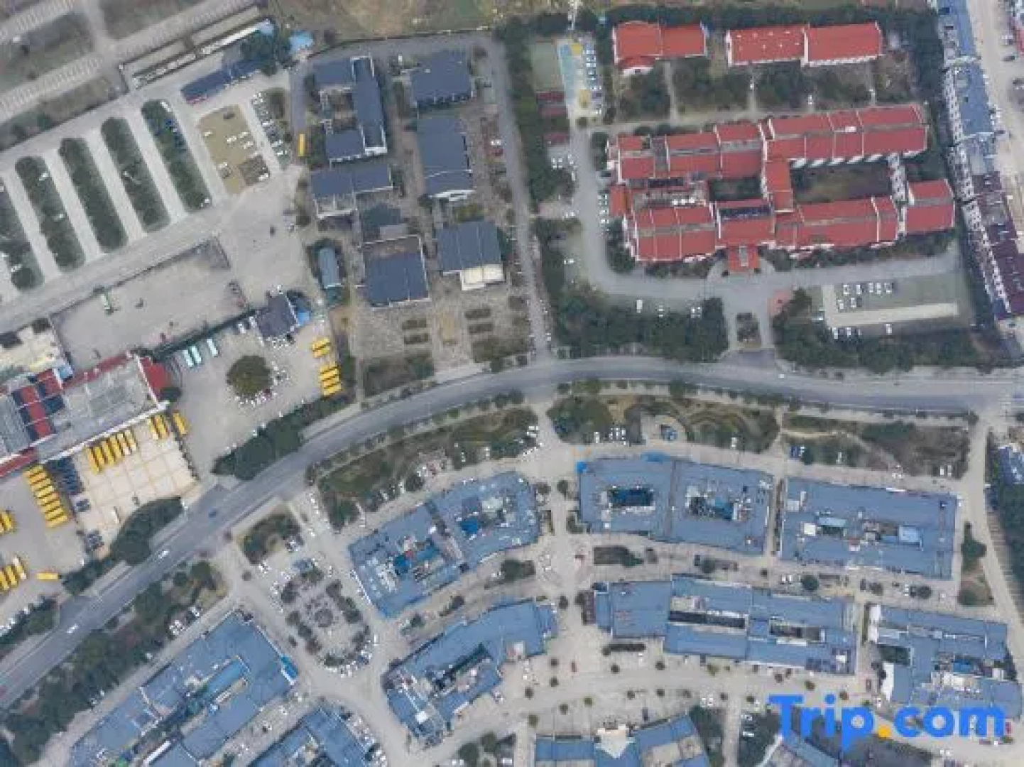 Jiuhuashan Center Hotel