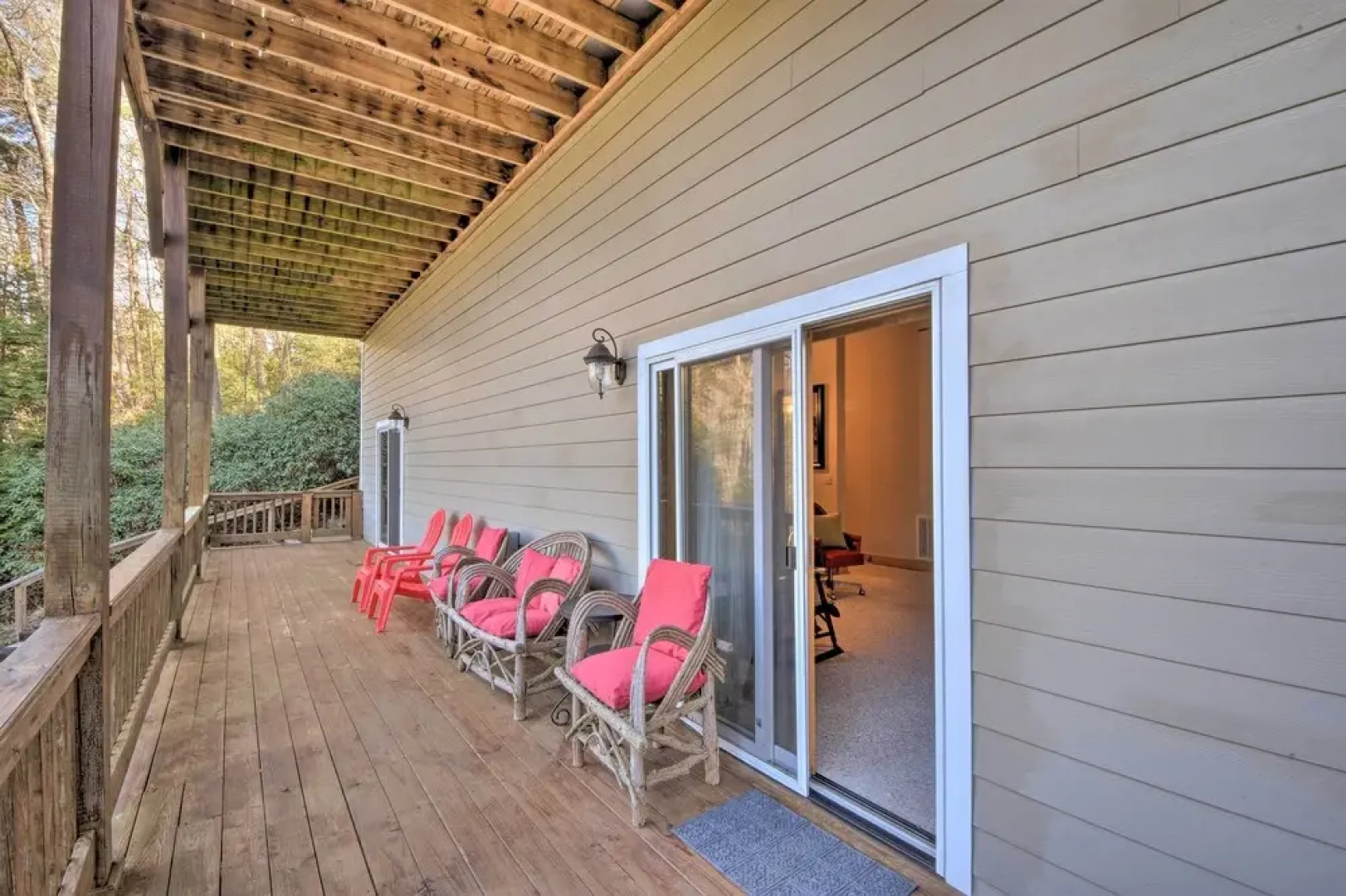 Spacious Lake Santeetlah Cottage w/ Lake Views!