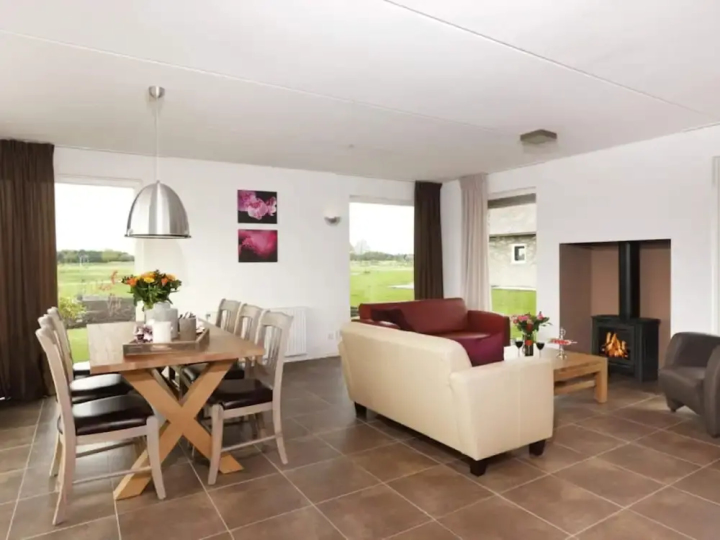 Family Retreat With Garden