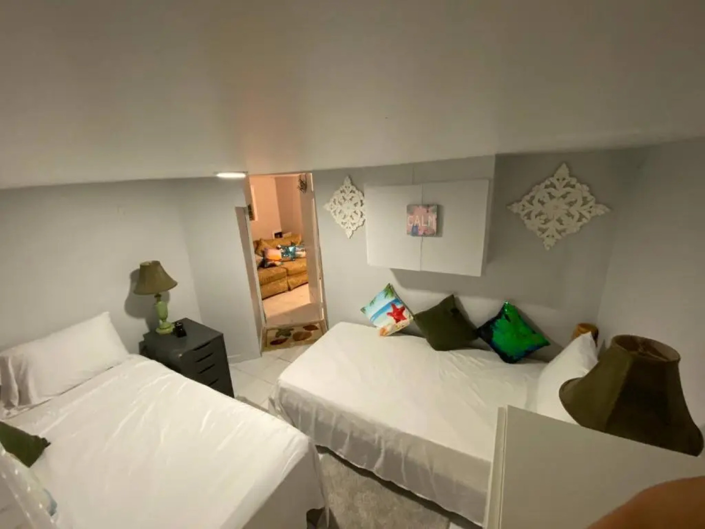 Nice 2 bedroom Apt With Patio