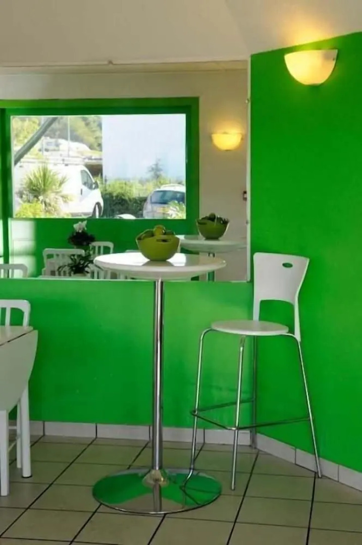 Lemon Hotel Avignon Rochefort du Gard