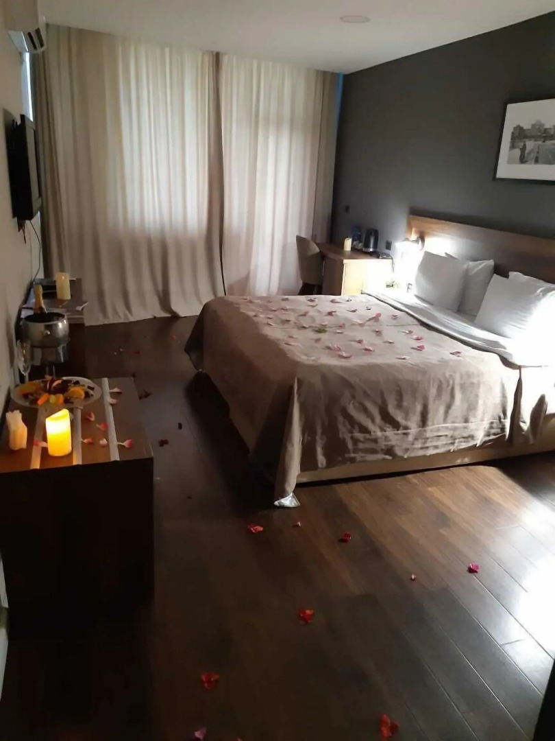 Отель «Яхт-клуб»