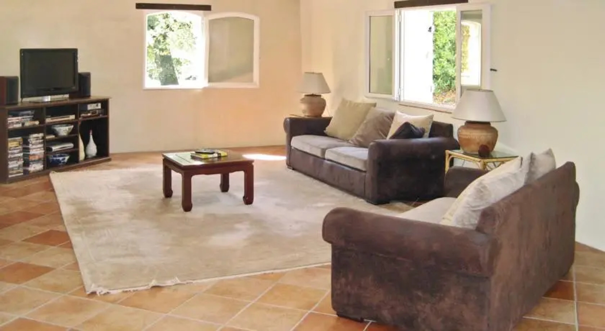 HomeRez - farmhouse Maison Verger