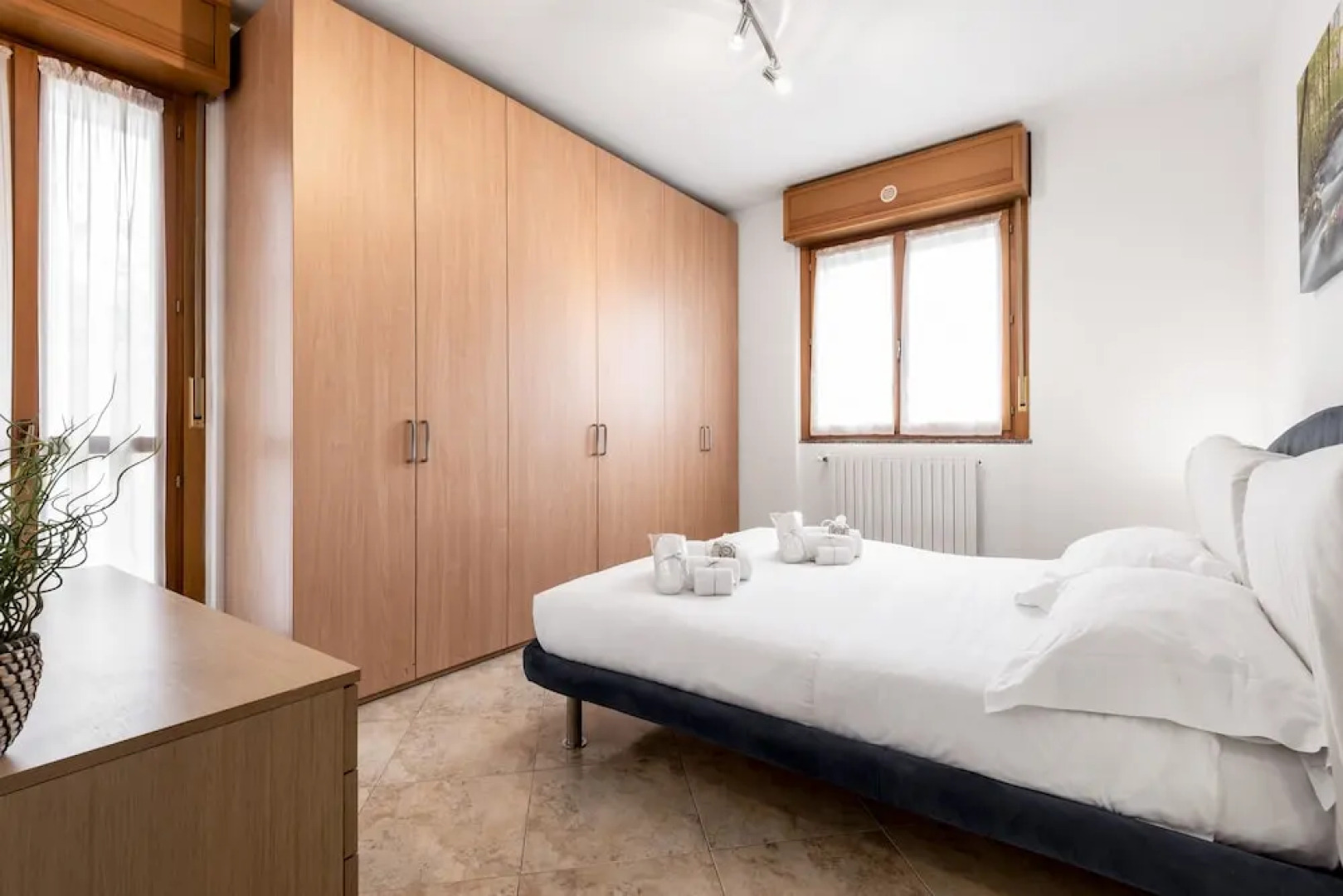 Suitelowcost Humanitas Apartment