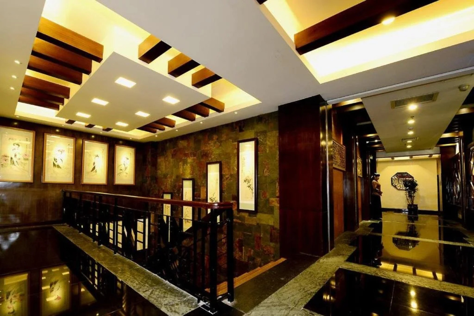 Maoming International Hotel