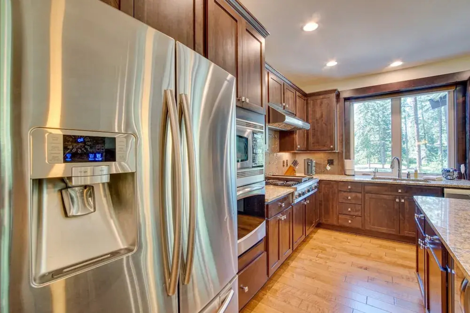 Luxury Home in Suncadia Hot Tub + Fire Pit!