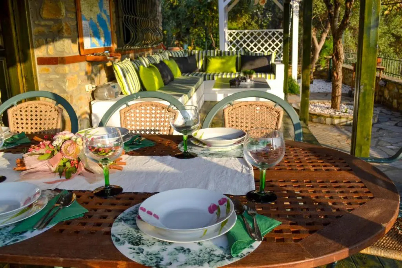 Nikos Stone House 80m from the beach with wifi