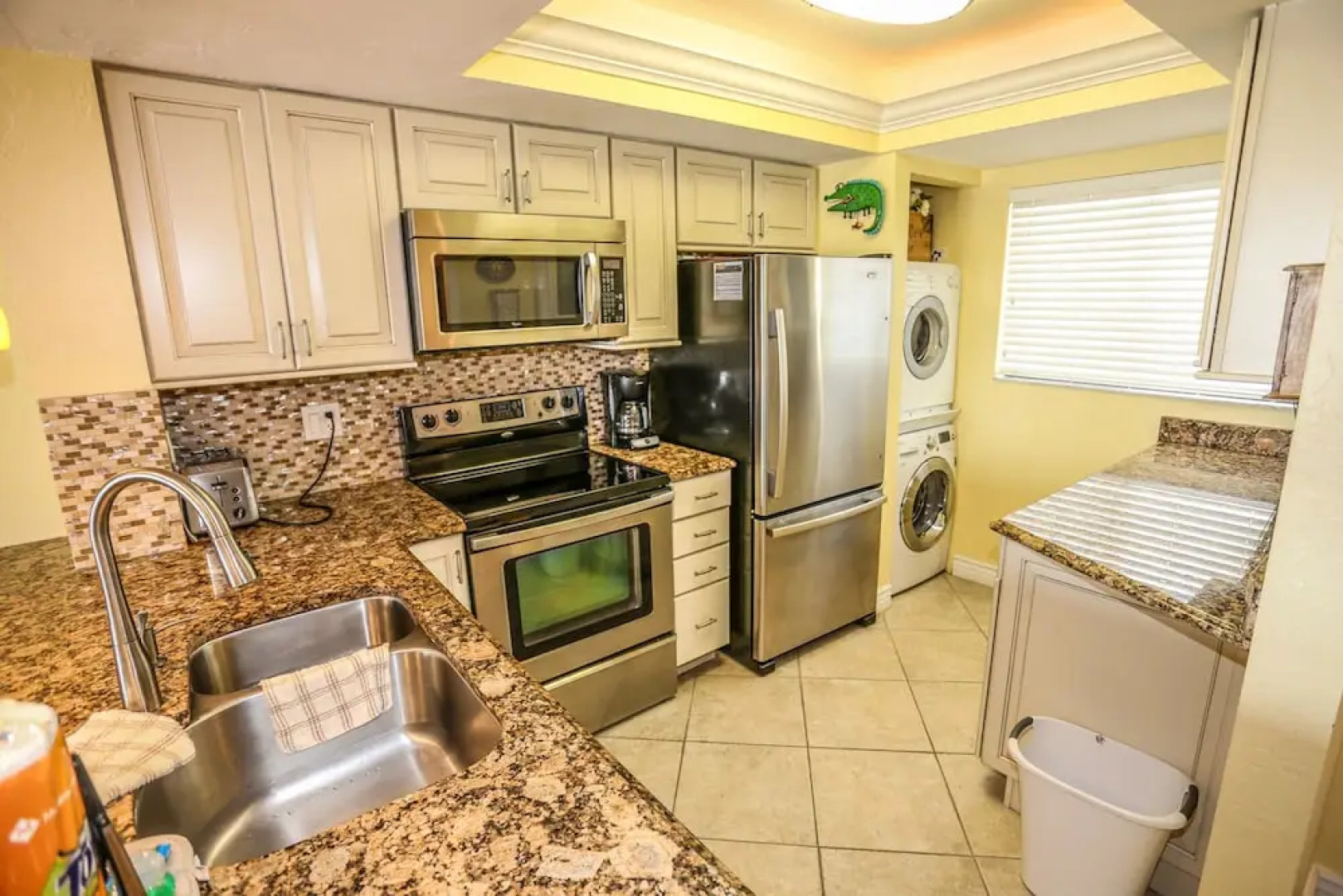 Carlos Pointe 124 condo