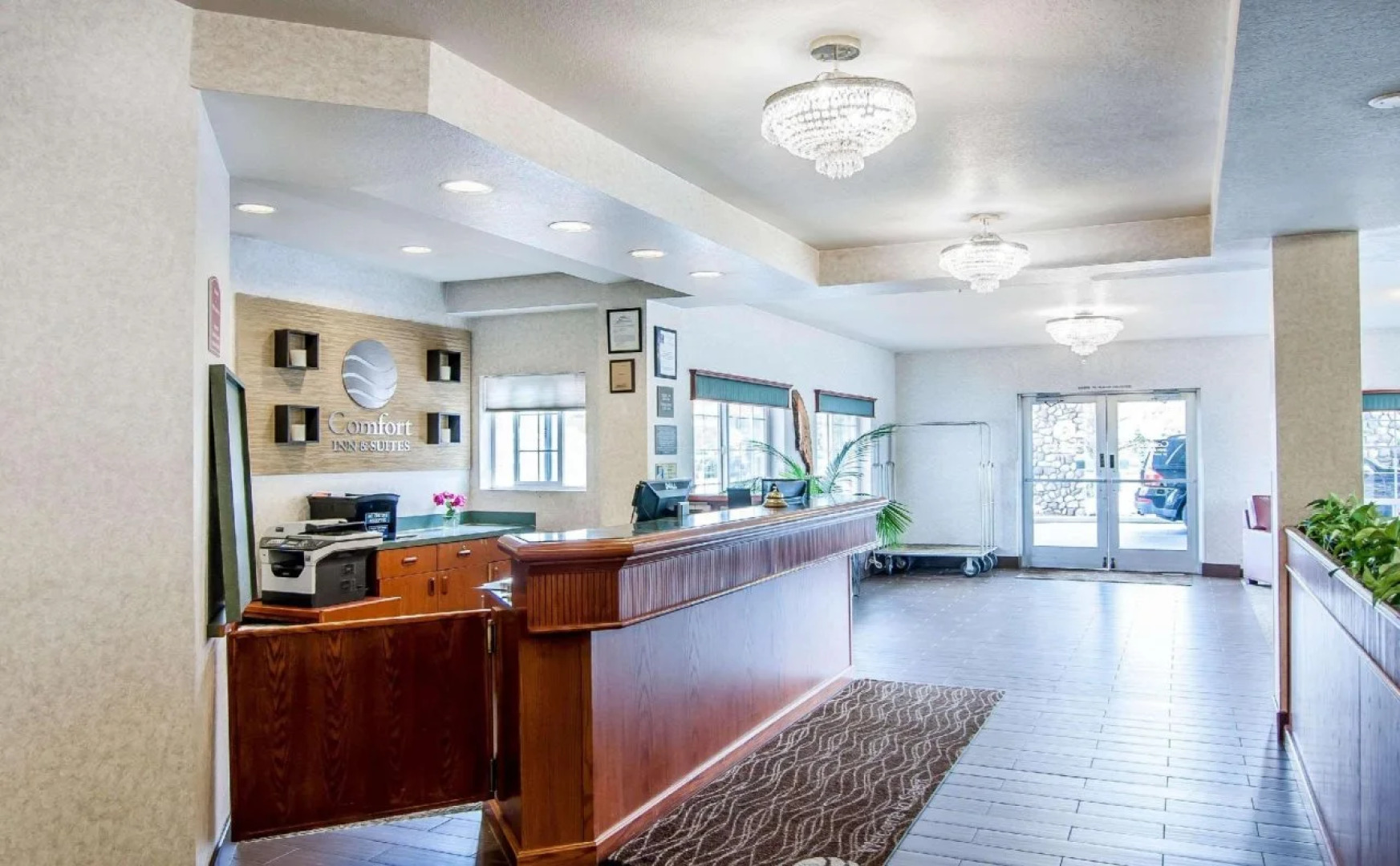 Comfort Inn & Suites Salem Northeast