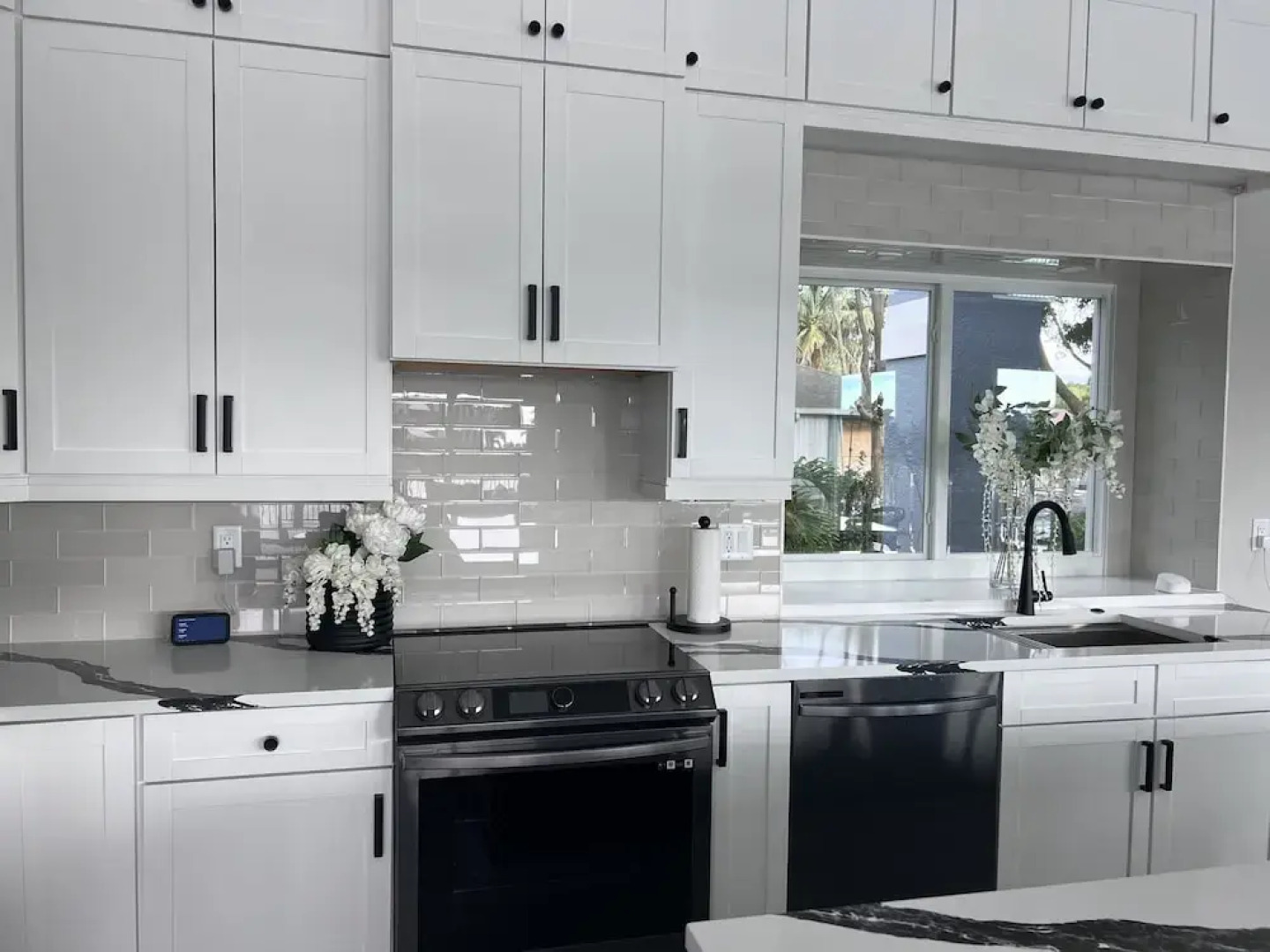 Fall In Naples - Game Room Pvt Pool Hot Tub Impeccable Decor 3 Bedroom Home