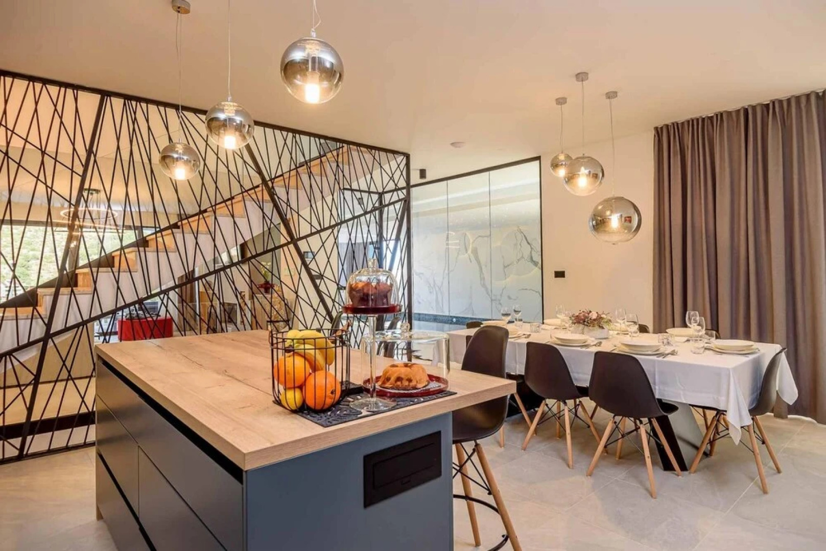 Villa Lucy Cherry CFH