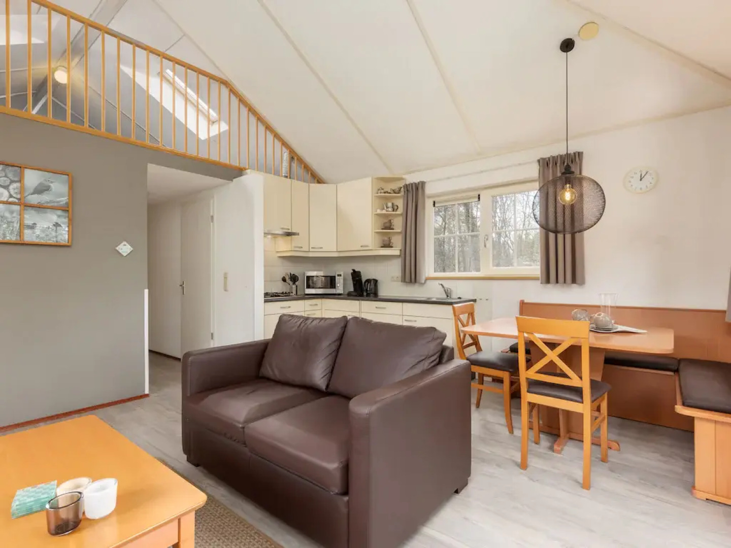 Cozy Bungalow With a Nice Sauna, 3 km. From Putten