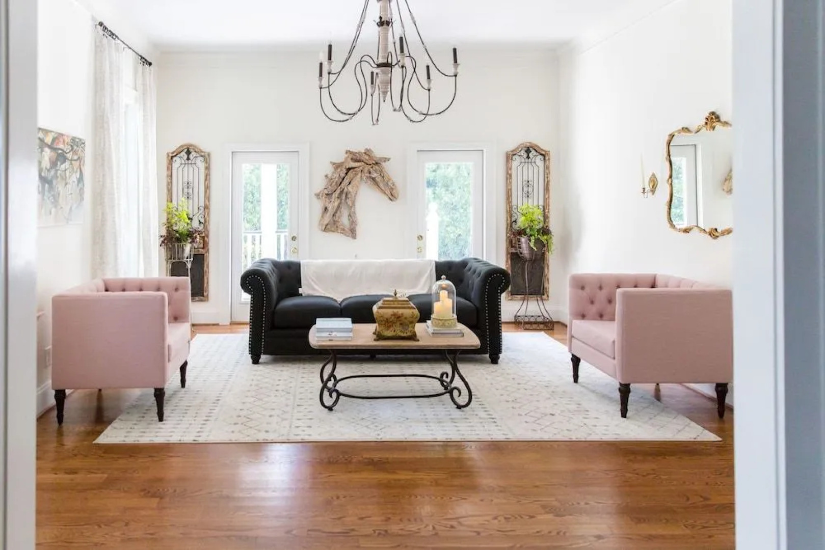 AVA House Bed & Breakfast